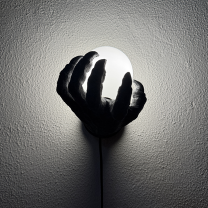 FJFJGO WALL LIGHTS Sconce Halloween Decor Unique Plug in Wall Lamp Hand Holding Light Sconce with Glass Globe Shade Gothic Wall Light Fixture, Dragon-Claw